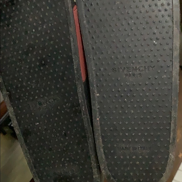 Slides - Picture 5 of 5